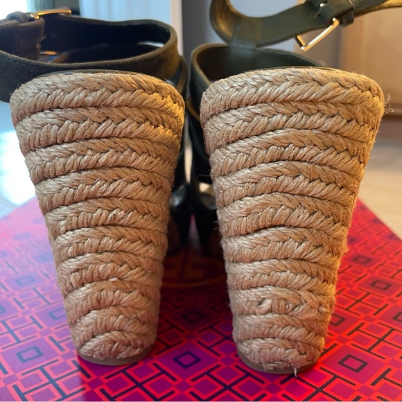 Box Incl Tory Burch Bailey Multi-Strap Espadrille Wedge 110mm Banana Leaf Suede - Picture 8 of 12